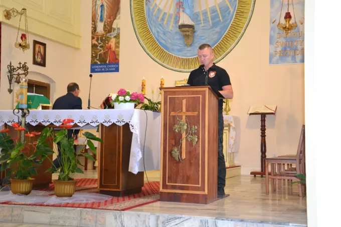 08.07.2018 r. Radwanice, Msza Święta w intencji ofiar ludobójstwa na Wołyniu — zdjęcie 2