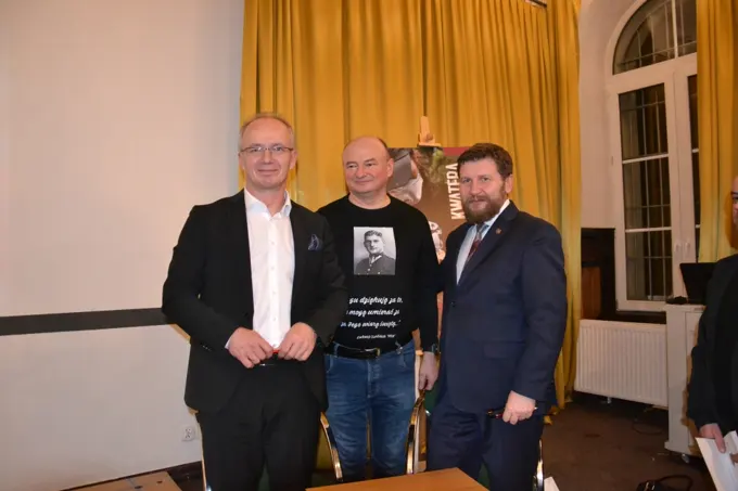 18.03.2018 Warszawa - Kwatera Ł. - Wolność jest Kuloodporna. — zdjęcie 23