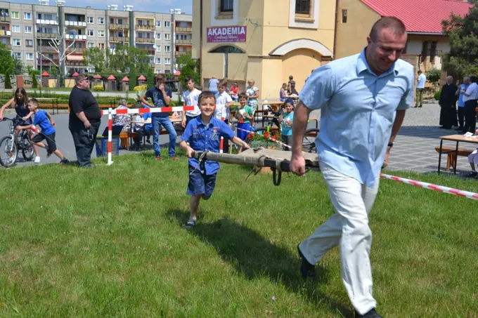 27-05-2018 Maltański Dzień Dziecka w Parafii Miłosierdzia Bożego w Głogowie — zdjęcie 10