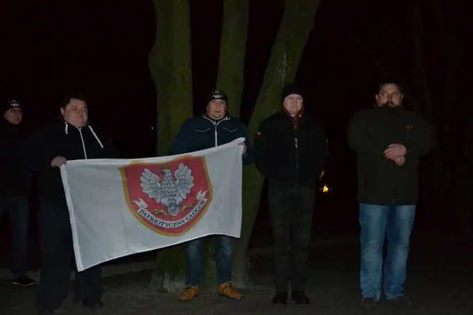27.12.2017  W hołdzie bohaterom Powstania Wielkopolskiego! Głogów Pamiętał! — zdjęcie 6
