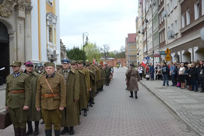 13.04.2018 I Głogowski Marsz Katyński — zdjęcie 9