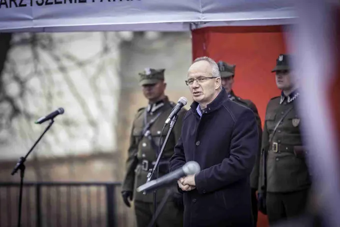18.11.2017 Głogów wita Bohaterów. Część II odsłonięcie popiersi „Wyklętych” — zdjęcie 64