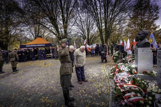 18.11.2017 Głogów wita Bohaterów. Część II odsłonięcie popiersi „Wyklętych” — zdjęcie 3