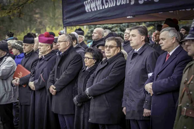 18.11.2017 Głogów wita Bohaterów. Część II odsłonięcie popiersi „Wyklętych” — zdjęcie 107