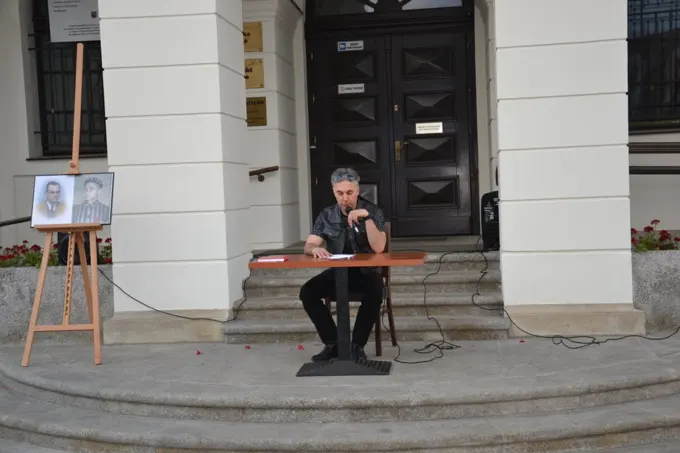 25-05-2018 Głogowianie czytają Raporty Rotmistrza Pileckiego — zdjęcie 7