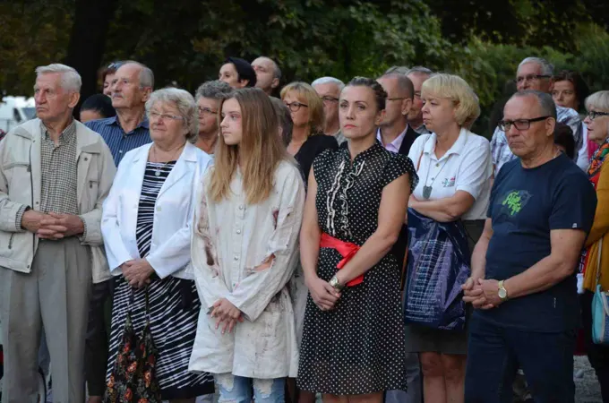 "Zachowali się jak trzeba" czyli... głogowskie uroczystości w hołdzie Ince i Zagończykowi. — zdjęcie 11