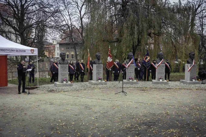 18.11.2017 Głogów wita Bohaterów. Część II odsłonięcie popiersi „Wyklętych” — zdjęcie 24
