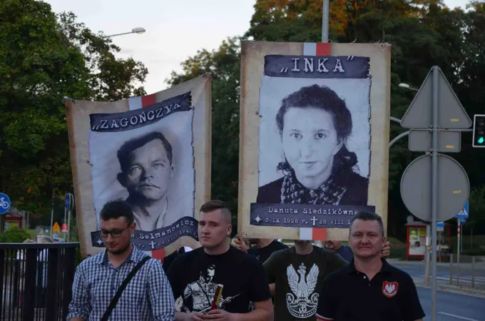 "Zachowali się jak trzeba" czyli... głogowskie uroczystości w hołdzie Ince i Zagończykowi. — zdjęcie 18