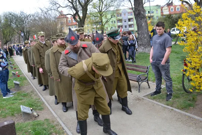 13.04.2018 I Głogowski Marsz Katyński — zdjęcie 37