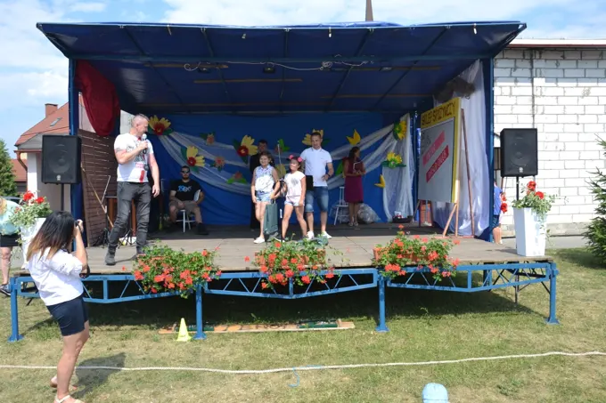 17.06.2018 r. Festyn charytatywny w Górze — zdjęcie 33