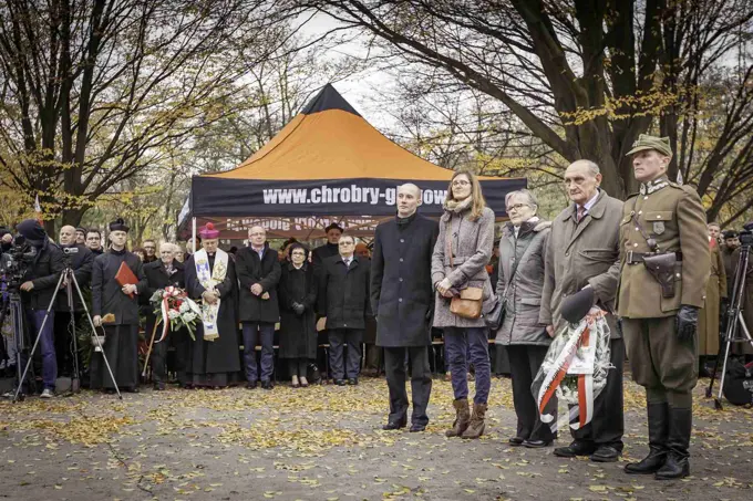 18.11.2017 Głogów wita Bohaterów. Część II odsłonięcie popiersi „Wyklętych” — zdjęcie 73