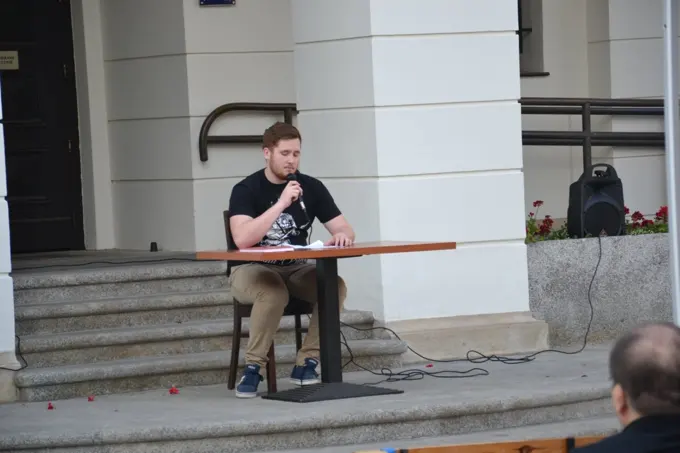 25-05-2018 Głogowianie czytają Raporty Rotmistrza Pileckiego — zdjęcie 14