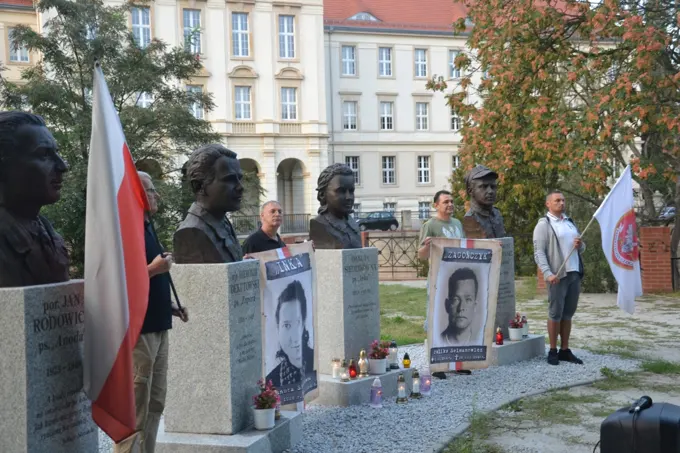 28.08.2018 Rocznica śmierci „Inki” i „Zagończyka”. Głogów Pamiętał! — zdjęcie 15