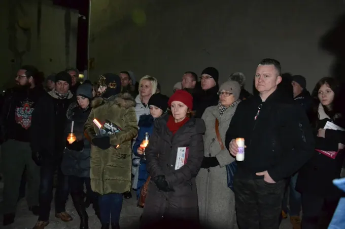 18.03.2018 Warszawa - Kwatera Ł. - Wolność jest Kuloodporna. — zdjęcie 54