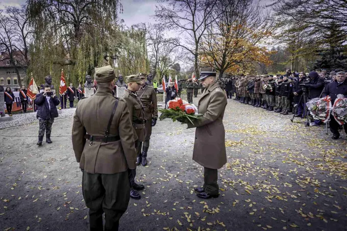 18.11.2017 Głogów wita Bohaterów. Część II odsłonięcie popiersi „Wyklętych” — zdjęcie 112