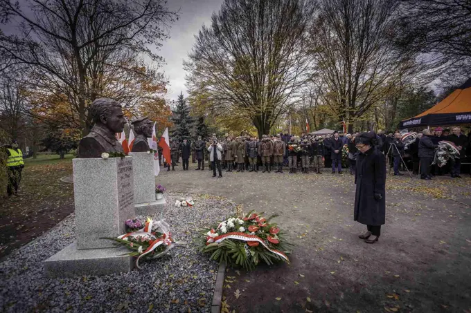 18.11.2017 Głogów wita Bohaterów. Część II odsłonięcie popiersi „Wyklętych” — zdjęcie 103