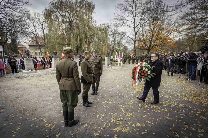 18.11.2017 Głogów wita Bohaterów. Część II odsłonięcie popiersi „Wyklętych” — zdjęcie 98