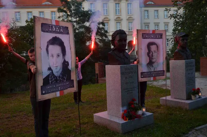 "Zachowali się jak trzeba" czyli... głogowskie uroczystości w hołdzie Ince i Zagończykowi. — zdjęcie 5