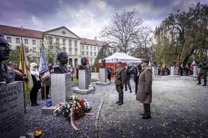 18.11.2017 Głogów wita Bohaterów. Część II odsłonięcie popiersi „Wyklętych” — zdjęcie 113