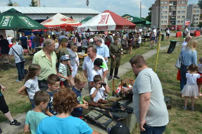 17.06.2018 r. Festyn charytatywny w Górze — zdjęcie 28