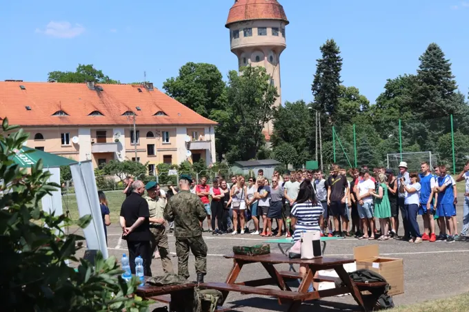 08.06.2018 Wojskowe Manewry w Górze — zdjęcie 19