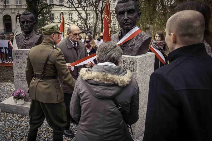 18.11.2017 Głogów wita Bohaterów. Część II odsłonięcie popiersi „Wyklętych” — zdjęcie 76