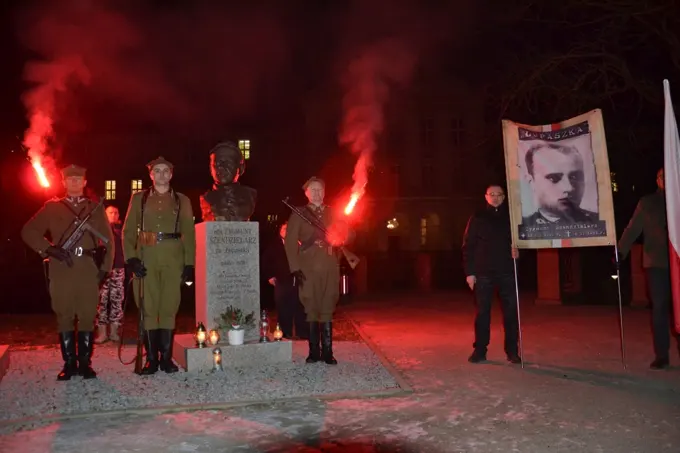 08.02.2018. W hołdzie dowódcy 5 Wileńskiej Brygady Armii Krajowej Mjr Zygmuntowi Szendzielarzowi ps. Łupaszka