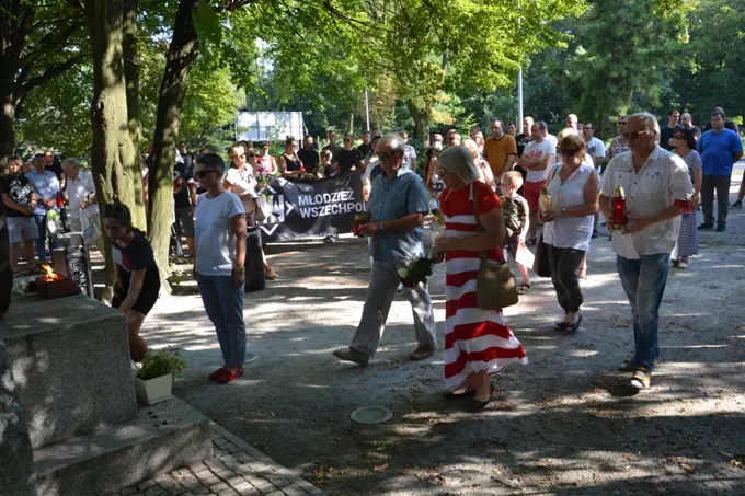 01.08.2018 W hołdzie Powstańcom Warszawy! — zdjęcie 17