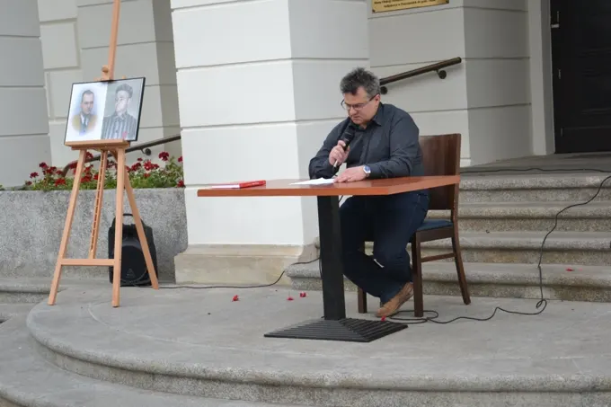 25-05-2018 Głogowianie czytają Raporty Rotmistrza Pileckiego — zdjęcie 29
