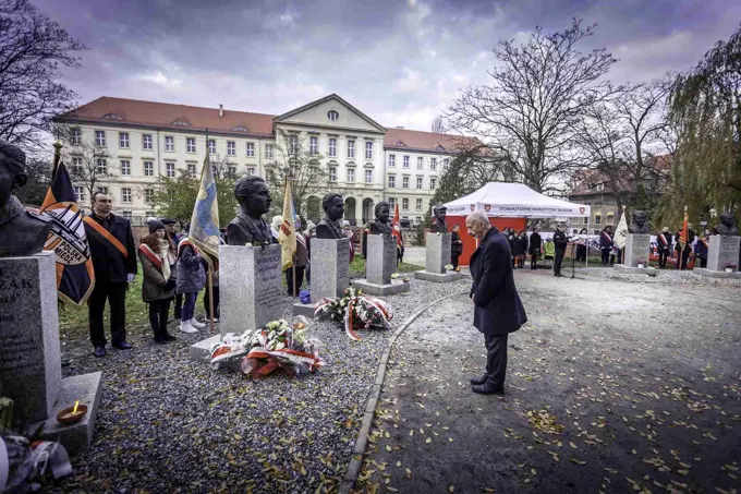 18.11.2017 Głogów wita Bohaterów. Część II odsłonięcie popiersi „Wyklętych” — zdjęcie 118