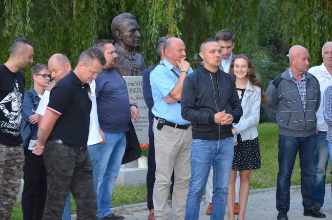 "Zachowali się jak trzeba" czyli... głogowskie uroczystości w hołdzie Ince i Zagończykowi. — zdjęcie 6