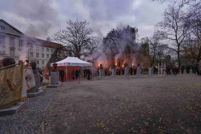 18.11.2017 Głogów wita Bohaterów. Część II odsłonięcie popiersi „Wyklętych” — zdjęcie 29