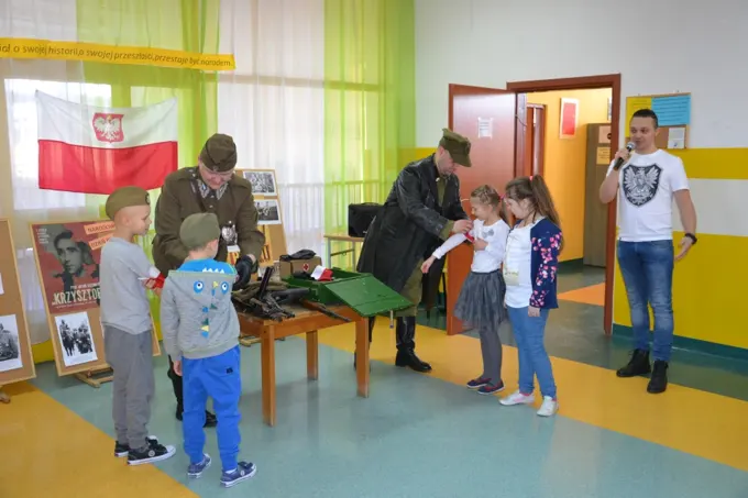 05-06.02.2018 Lekcje o Wyklętych w szkołach — zdjęcie 43