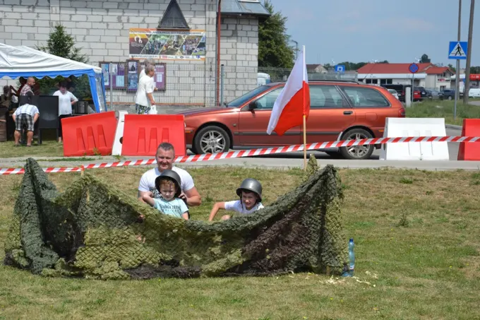 17.06.2018 r. Festyn charytatywny w Górze — zdjęcie 29