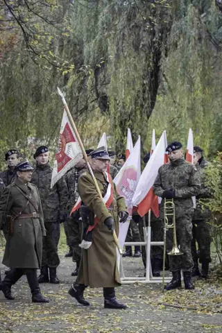 18.11.2017 Głogów wita Bohaterów. Część II odsłonięcie popiersi „Wyklętych” — zdjęcie 26