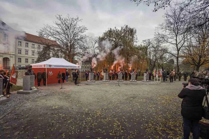 18.11.2017 Głogów wita Bohaterów. Część II odsłonięcie popiersi „Wyklętych” — zdjęcie 28