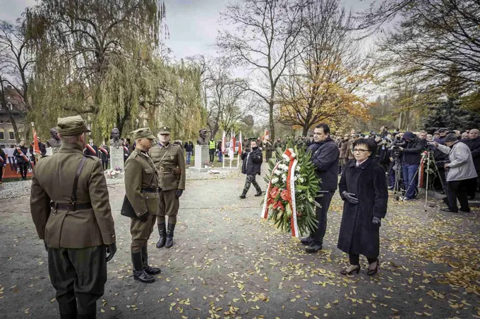 18.11.2017 Głogów wita Bohaterów. Część II odsłonięcie popiersi „Wyklętych” — zdjęcie 101