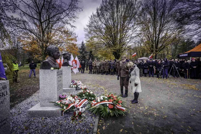 18.11.2017 Głogów wita Bohaterów. Część II odsłonięcie popiersi „Wyklętych” — zdjęcie 120