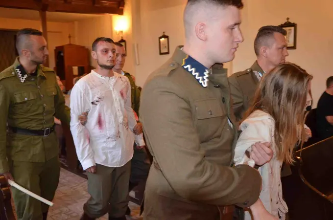 "Zachowali się jak trzeba" czyli... głogowskie uroczystości w hołdzie Ince i Zagończykowi. — zdjęcie 39