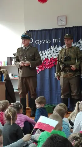 O Niepodległej, czyli Patriotyczny Głogów na "żywych lekcjach historii" — zdjęcie 4