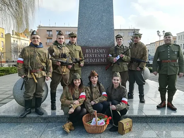 14.02.2018 "Zakochaj się w Armii Krajowej", walentynkowa akcja Stowarzyszenia Patriotyczny Głogów w Górze!