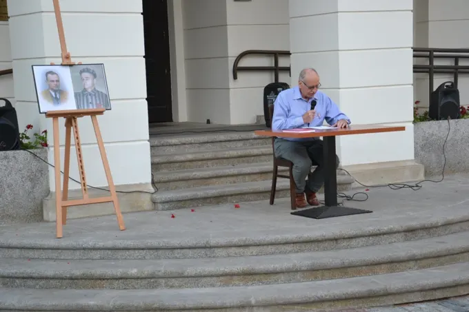 25-05-2018 Głogowianie czytają Raporty Rotmistrza Pileckiego — zdjęcie 8