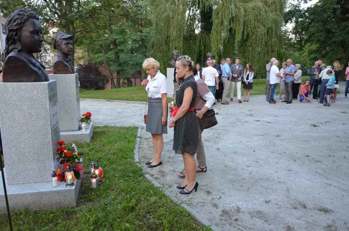 "Zachowali się jak trzeba" czyli... głogowskie uroczystości w hołdzie Ince i Zagończykowi. — zdjęcie 7