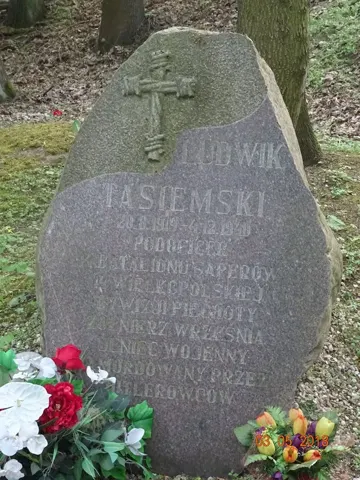 03.05.2018 Rajd Rowerowy 100 km na 100-lecie Odzyskania Niepodległości — zdjęcie 3