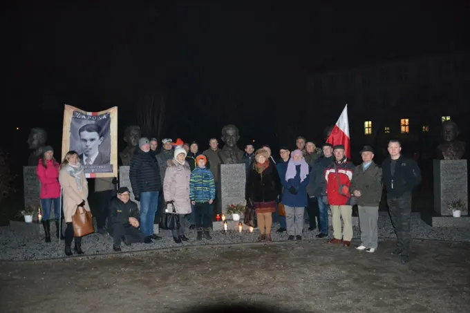 07.03.2018 W hołdzie Mjr Hieronimowi Dekutowskiemu ps. Zapora — zdjęcie 8