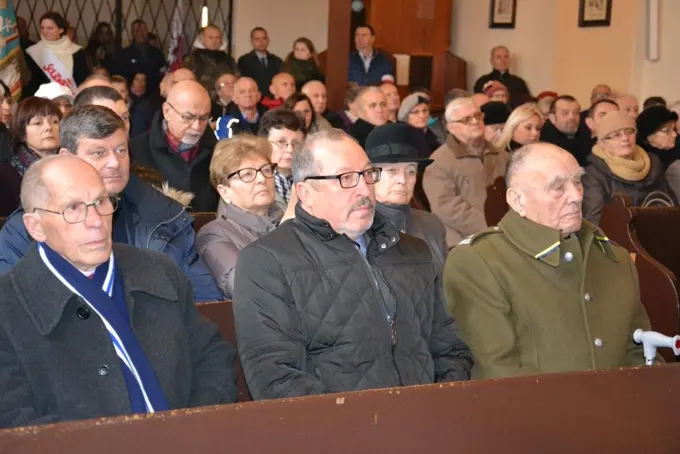 18.11.2017 Głogów wita Bohaterów. Część I Msza Święta w intencji „Wyklętych” — zdjęcie 5