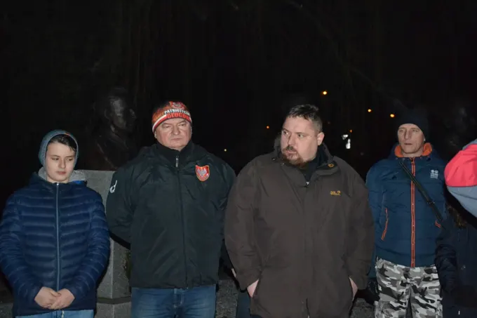 08.02.2018. W hołdzie dowódcy 5 Wileńskiej Brygady Armii Krajowej Mjr Zygmuntowi Szendzielarzowi ps. Łupaszka — zdjęcie 2