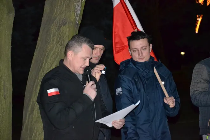 13.12.2017 Głogów w hołdzie ofiarom stanu wojennego. — zdjęcie 6