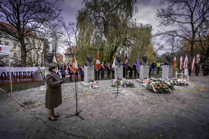 18.11.2017 Głogów wita Bohaterów. Część II odsłonięcie popiersi „Wyklętych” — zdjęcie 21