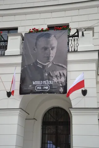 25-05-2018 Głogowianie czytają Raporty Rotmistrza Pileckiego — zdjęcie 2